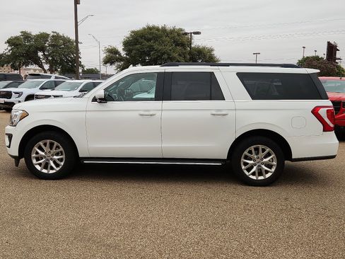 Used 2020 Ford Expedition Max XLT w/ Equipment Group 202A AWD/4WD image 2