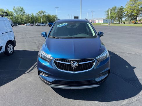 Used 2019 Buick Encore Preferred AWD/4WD image 2