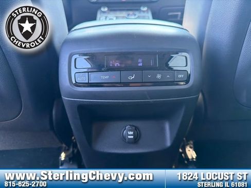 Used 2025 Hyundai Palisade SEL AWD/4WD image 24
