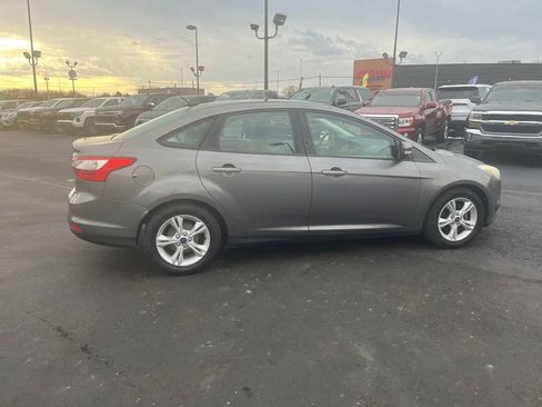 Used 2014 Ford Focus SE image 6
