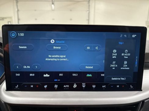 Used 2025 Ford Escape Platinum image 13