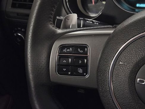 Used 2014 Dodge Challenger R/T image 18