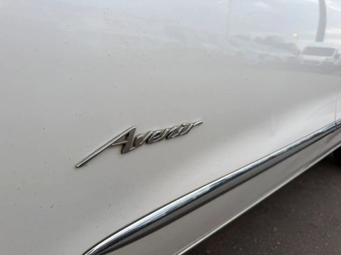 Used 2019 Buick Enclave Avenir w/ Avenir Technology Package AWD/4WD image 15