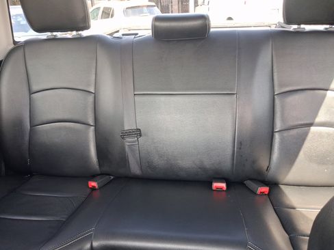 Used 2016 RAM 1500 Express RWD image 22