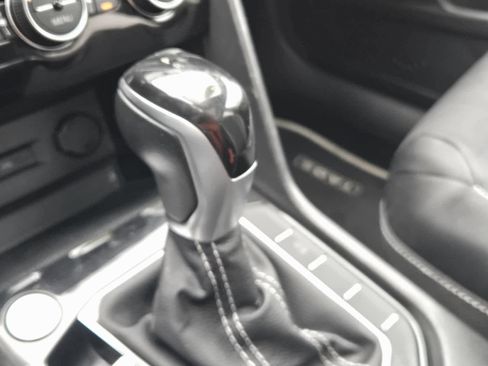 Certified 2023 Volkswagen Taos SEL image 30