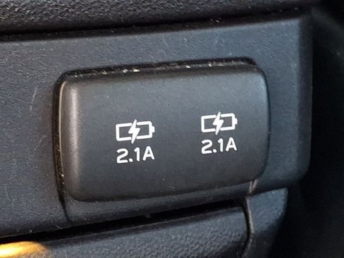 Used 2019 Subaru Ascent Premium AWD/4WD image 13