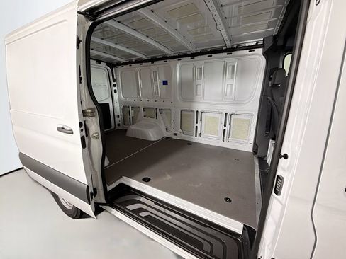 Used 2026 Mercedes-Benz Sprinter 4500 image 24