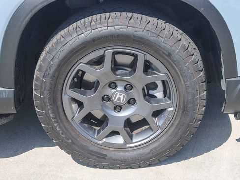 Used 2024 Honda Pilot TrailSport image 11