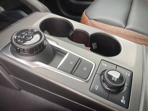 New 2025 Ford Bronco Sport Outer Banks w/ Sasquatch Outer Banks Package image 17