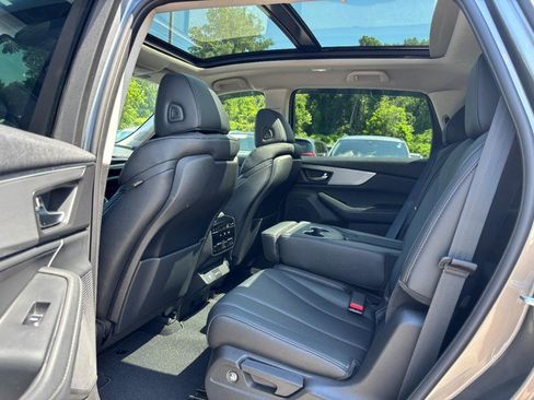 Used 2023 Acura MDX SH-AWD image 12
