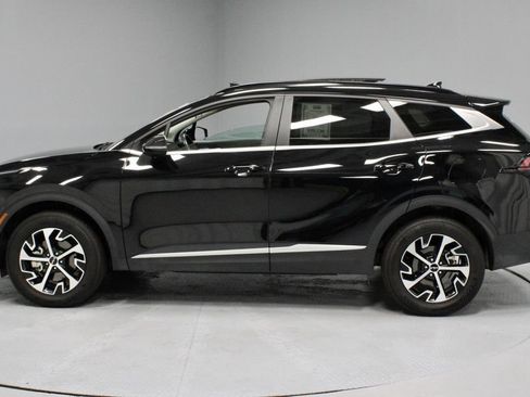 Used 2025 Kia Sportage EX w/ Premium Package AWD/4WD image 8
