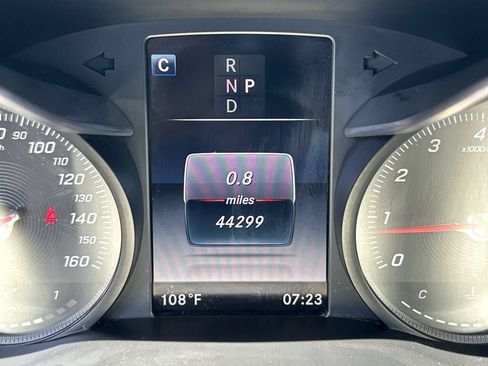 Used 2018 Mercedes-Benz C 300 Sedan image 12
