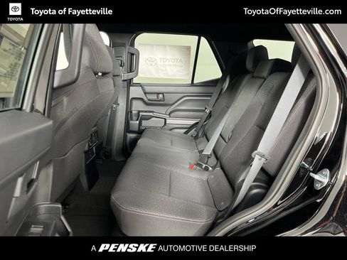 Used 2026 Toyota 4Runner SR5 RWD image 22