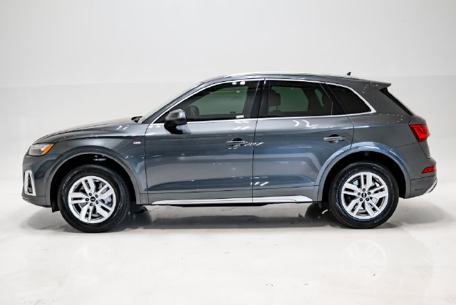 Used 2023 Audi Q5 2.0T Premium w/ Convenience Package AWD/4WD image 26