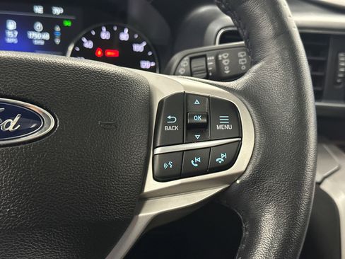 Used 2022 Ford Explorer XLT w/ Equipment Group 202A image 25
