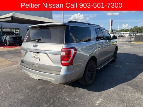 Used 2021 Ford Expedition Max XLT AWD/4WD image 2