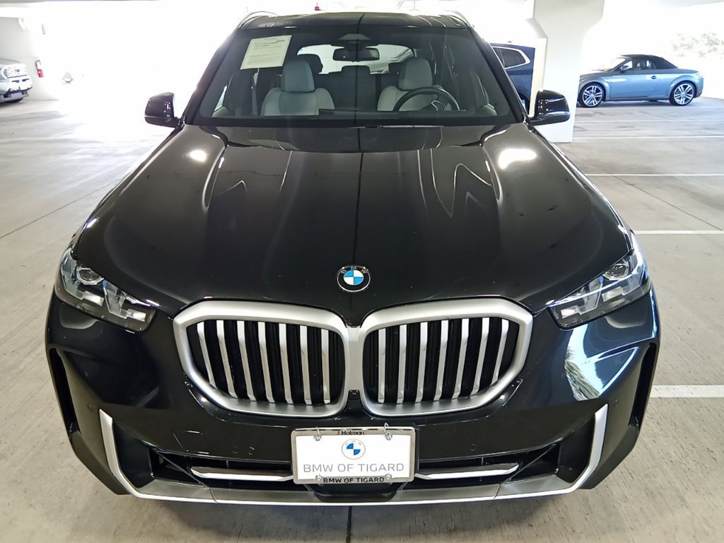 Used 2025 BMW X5 xDrive40i AWD/4WD image 2