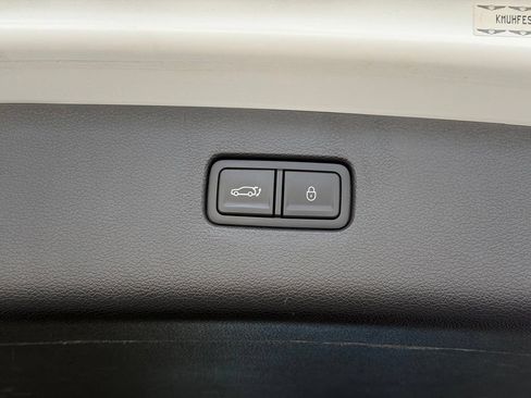 Used 2025 Genesis GV80 2.5T Standard AWD/4WD image 35