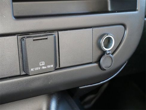 Used 2017 Chevrolet Express 3500 image 17