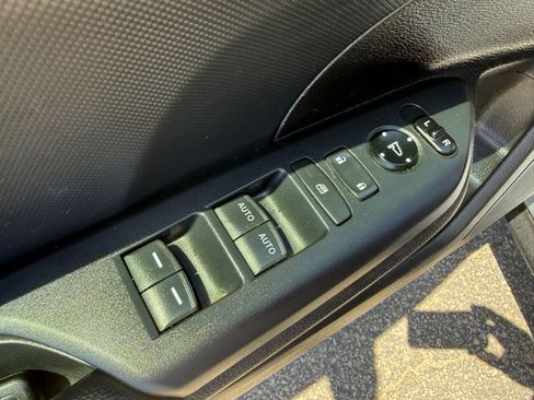 Used 2021 Honda Civic Sport image 12