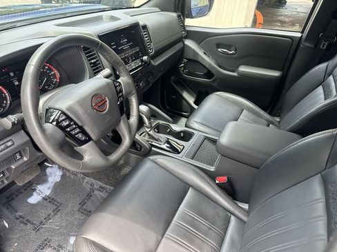 Used 2022 Nissan Frontier PRO-4X w/ Pro-4X Premium Package AWD/4WD image 16