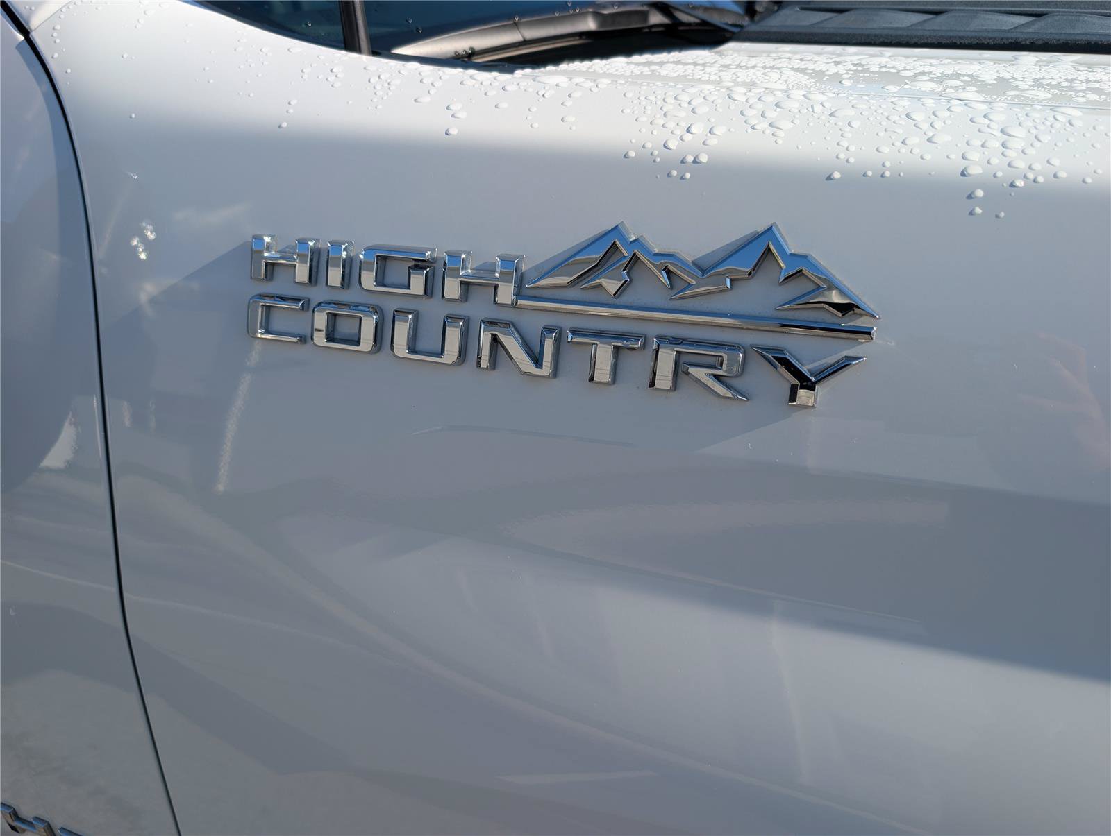 Used 2022 Chevrolet Silverado 2500 High Country w/ Safety Package II AWD/4WD image 10