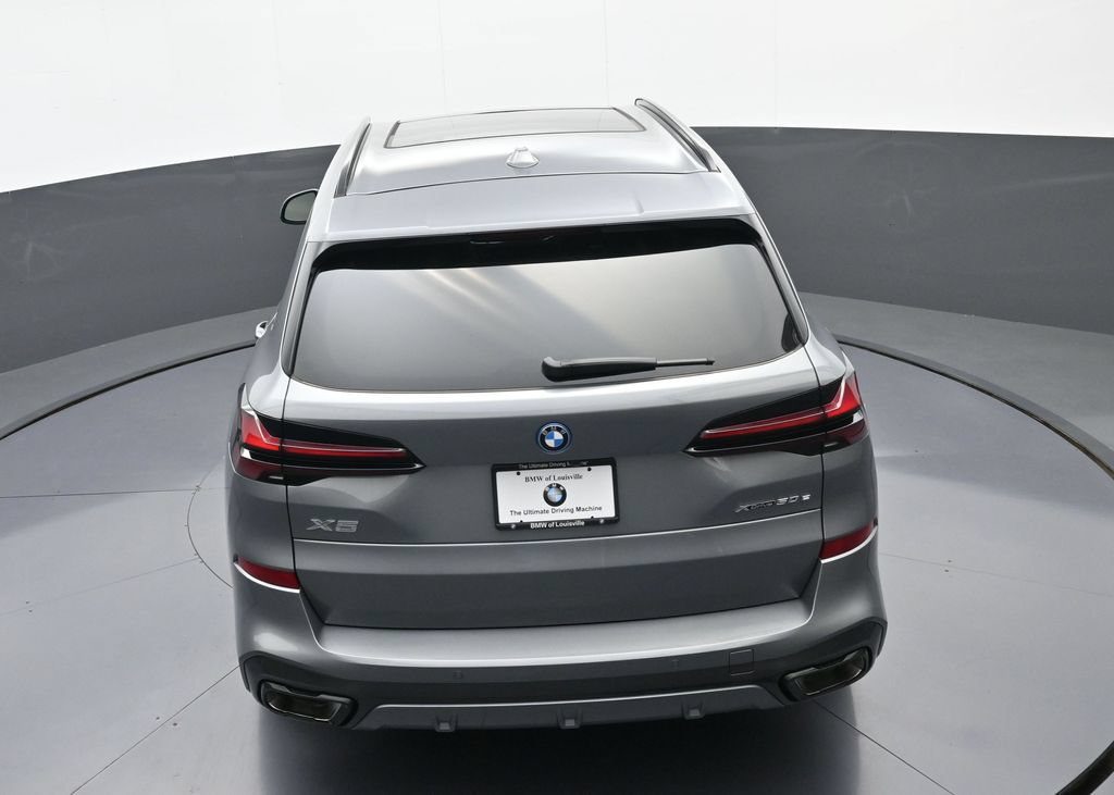 New 2026 BMW X5 xDrive50e w/ M Sport Package AWD/4WD image 35