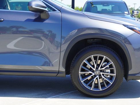 Certified 2024 Lexus NX 250 FWD image 9