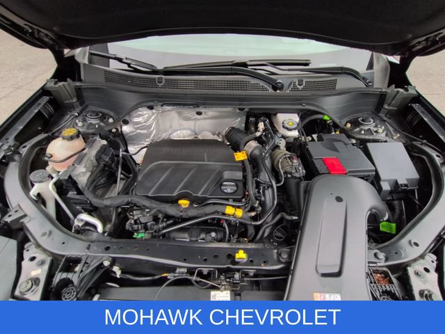 Used 2024 Chevrolet Trax RS w/ Sunroof Package FWD image 29