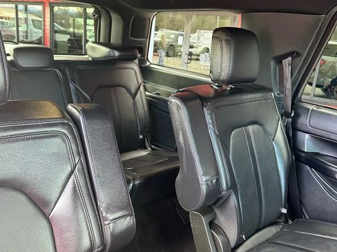 Used 2021 Ford Expedition Limited image 15