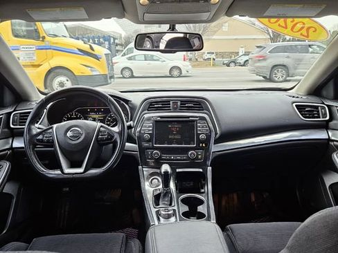 Used 2019 Nissan Maxima 3.5 S w/ Floor Mat Group image 15