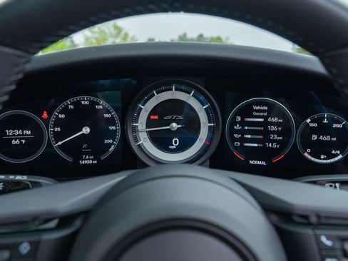 Certified 2023 Porsche 911 Targa 4 GTS AWD/4WD image 28