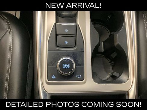 Used 2022 Ford Explorer XLT w/ Equipment Group 202A AWD/4WD image 46