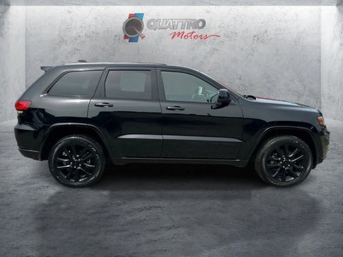 Used 2021 Jeep Grand Cherokee Laredo X AWD/4WD image 7