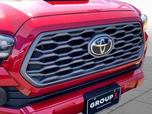 Used 2023 Toyota Tacoma TRD Sport w/ Technology Package RWD image 30