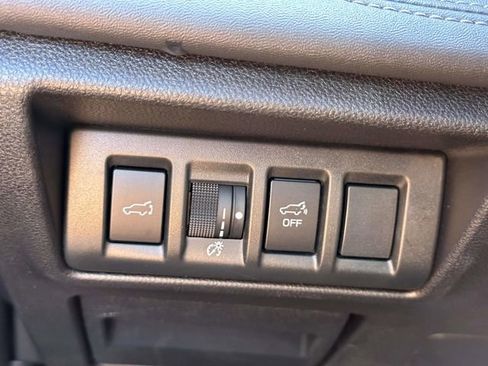 Used 2024 Subaru Outback Limited image 30