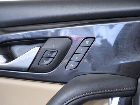 Used 2023 Chevrolet Blazer Premier w/ Driver Confidence II Package AWD/4WD image 28