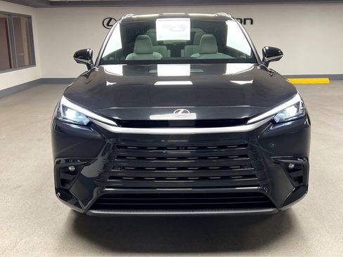 New 2026 Lexus TX 350 AWD image 2