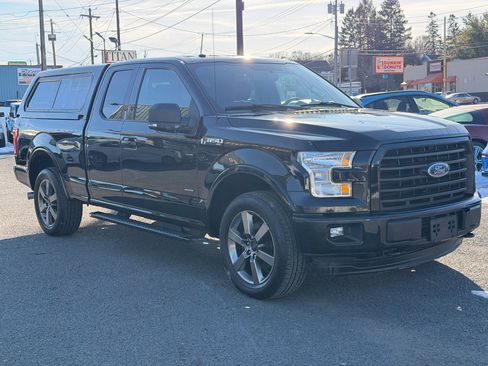 Used 2017 Ford F150 XLT w/ Equipment Group 302A Luxury image 3