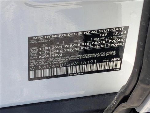 New 2025 Mercedes-Benz GLB 250 GLB 250 image 16