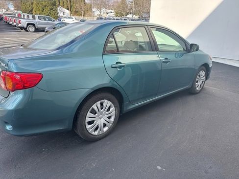 Used 2010 Toyota Corolla XLE image 7