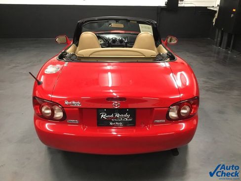Used 2002 MAZDA MX-5 Miata LS image 9