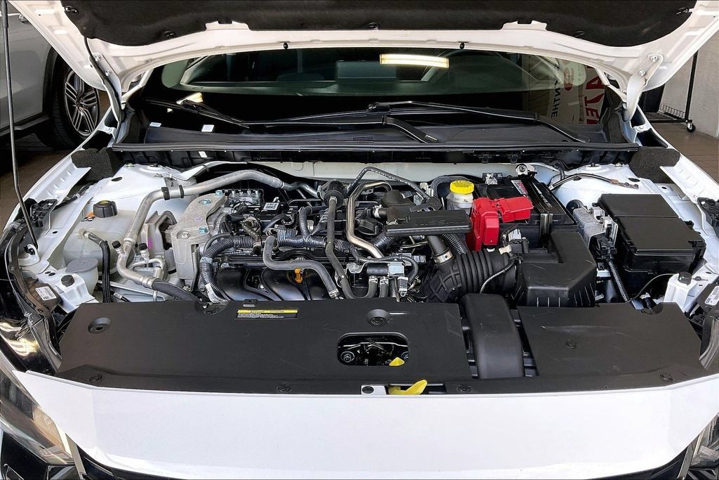 Used 2025 Nissan Sentra SV FWD image 26