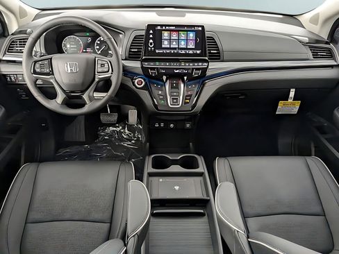 New 2026 Honda Odyssey Elite image 9