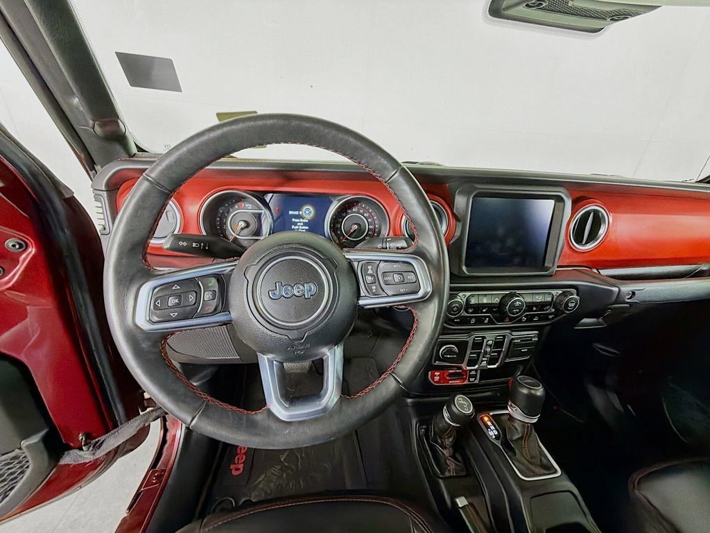 Used 2021 Jeep Gladiator Rubicon AWD/4WD image 13