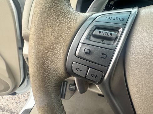 Used 2014 Nissan Altima 3.5 SL w/ Technology Package image 9