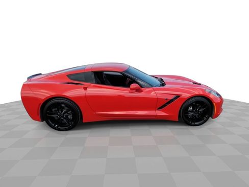 Used 2018 Chevrolet Corvette Stingray Coupe w/ Carbon Flash Badge Package RWD image 9
