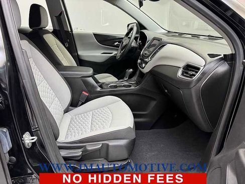 Used 2021 Chevrolet Equinox LS image 18
