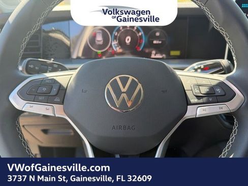 New 2026 Volkswagen Tiguan SE image 16