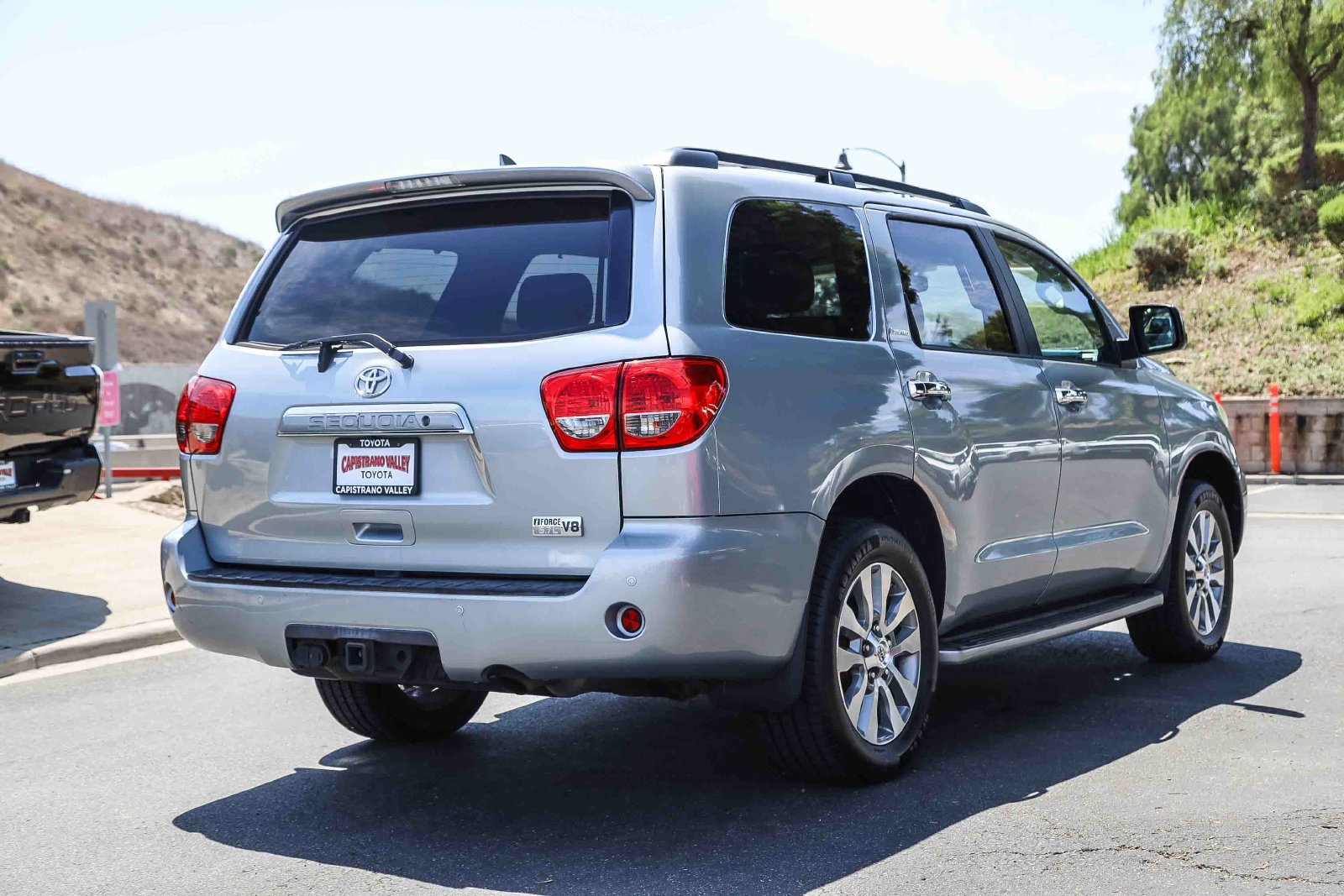 Certified 2016 Toyota Sequoia Limited w/ Safety & Convenience Package AWD/4WD image 4